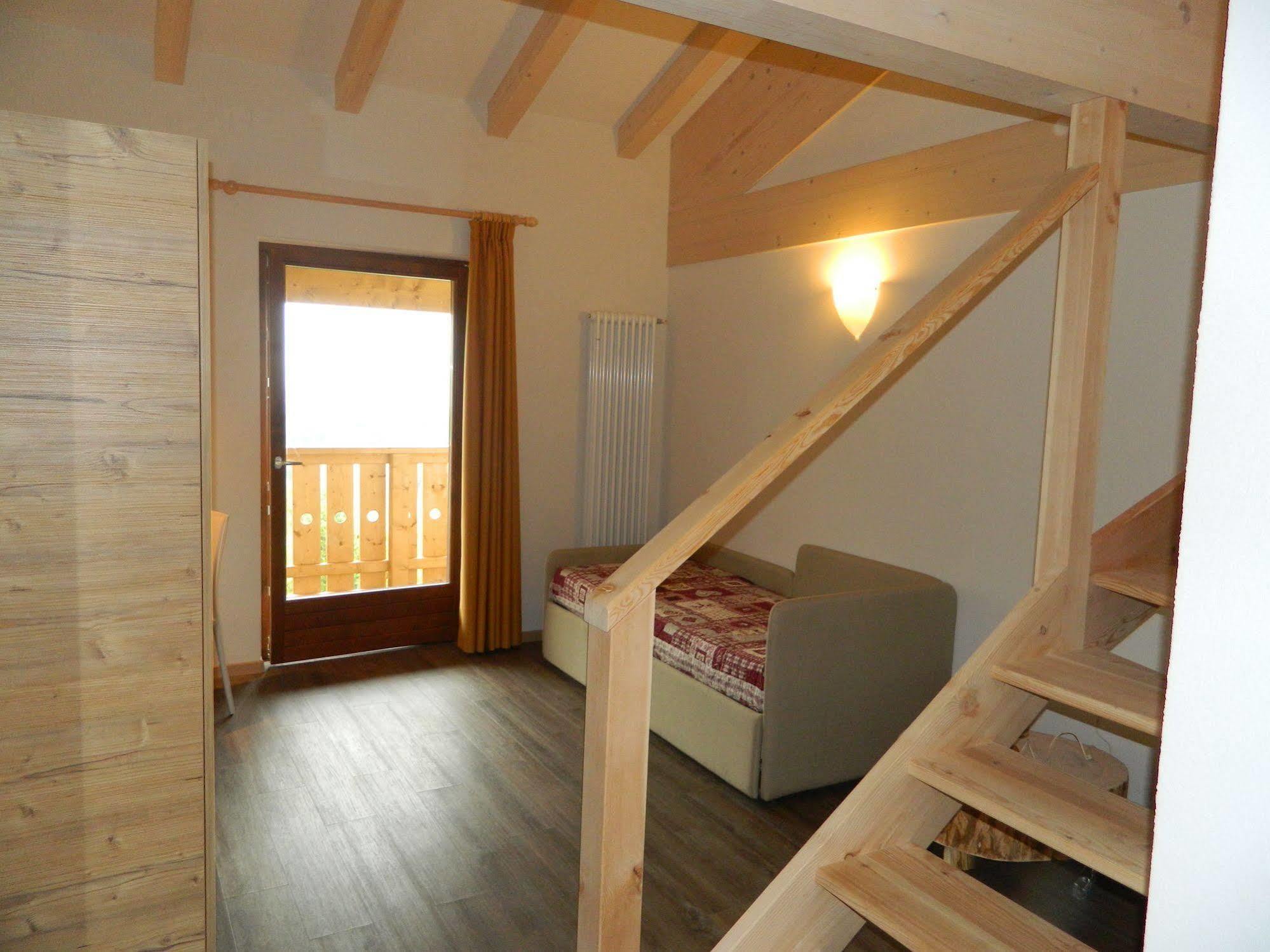 Hotel Ganzaie Val di Fiemme ภายนอก รูปภาพ